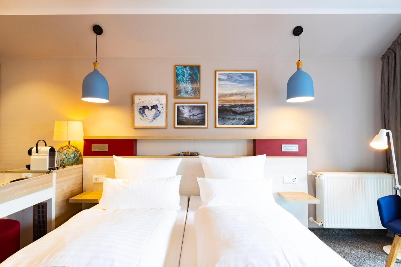 Double Room Balcony or Terrace,939486961:JPEG