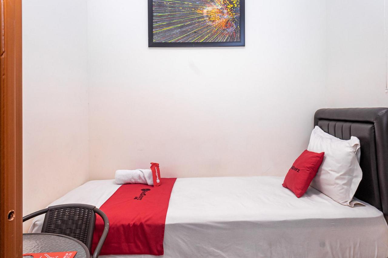 Kamar Single