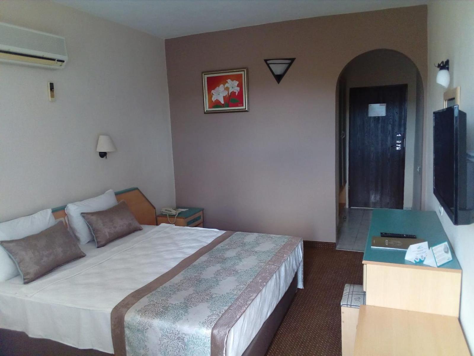 Standard Double Room,1035323421:JPEG