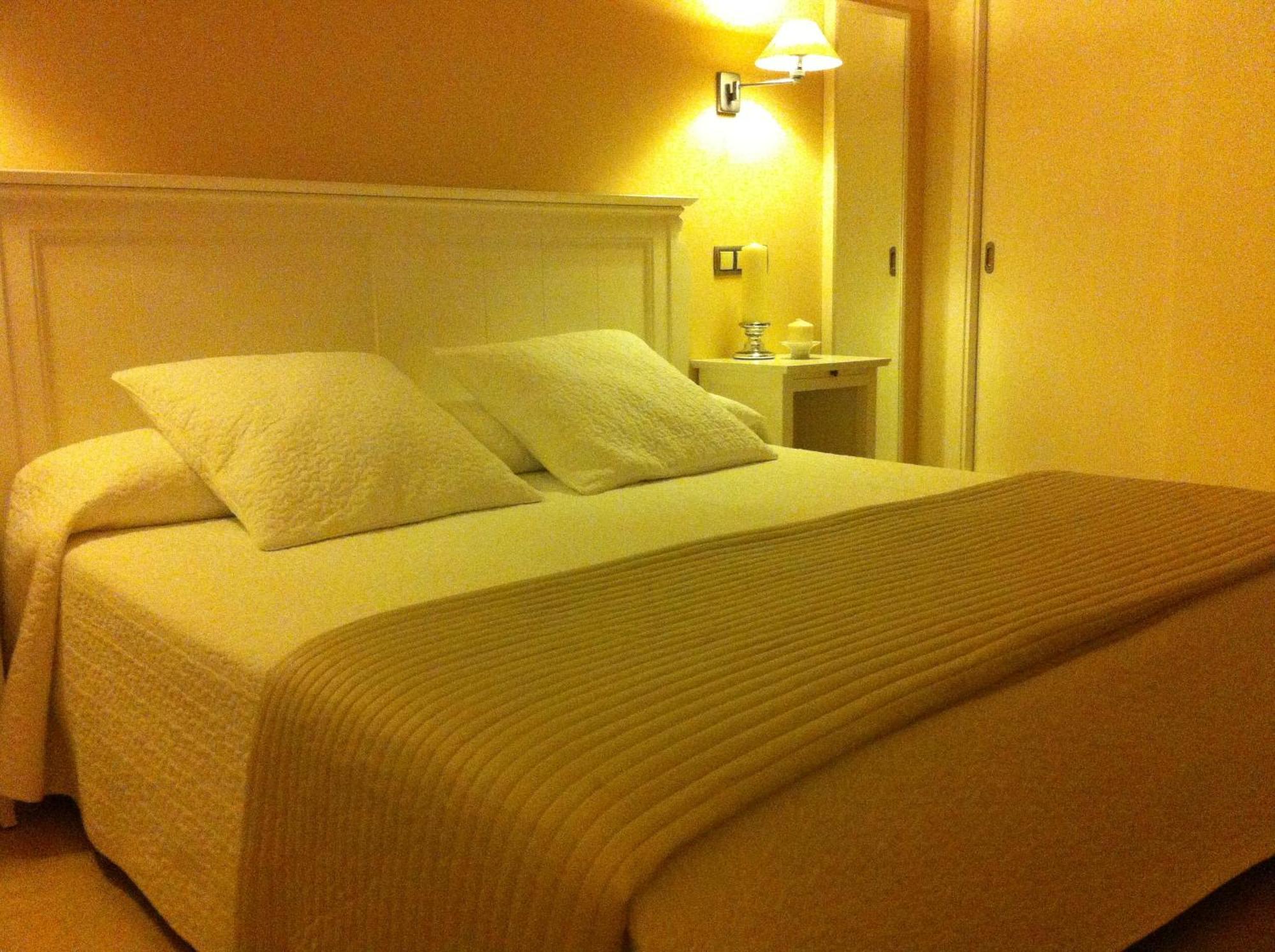Double or Twin Room,342887344:JPEG