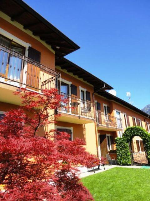 Chambre Double ou Lits Jumeaux avec Balcon - Vue sur Lac