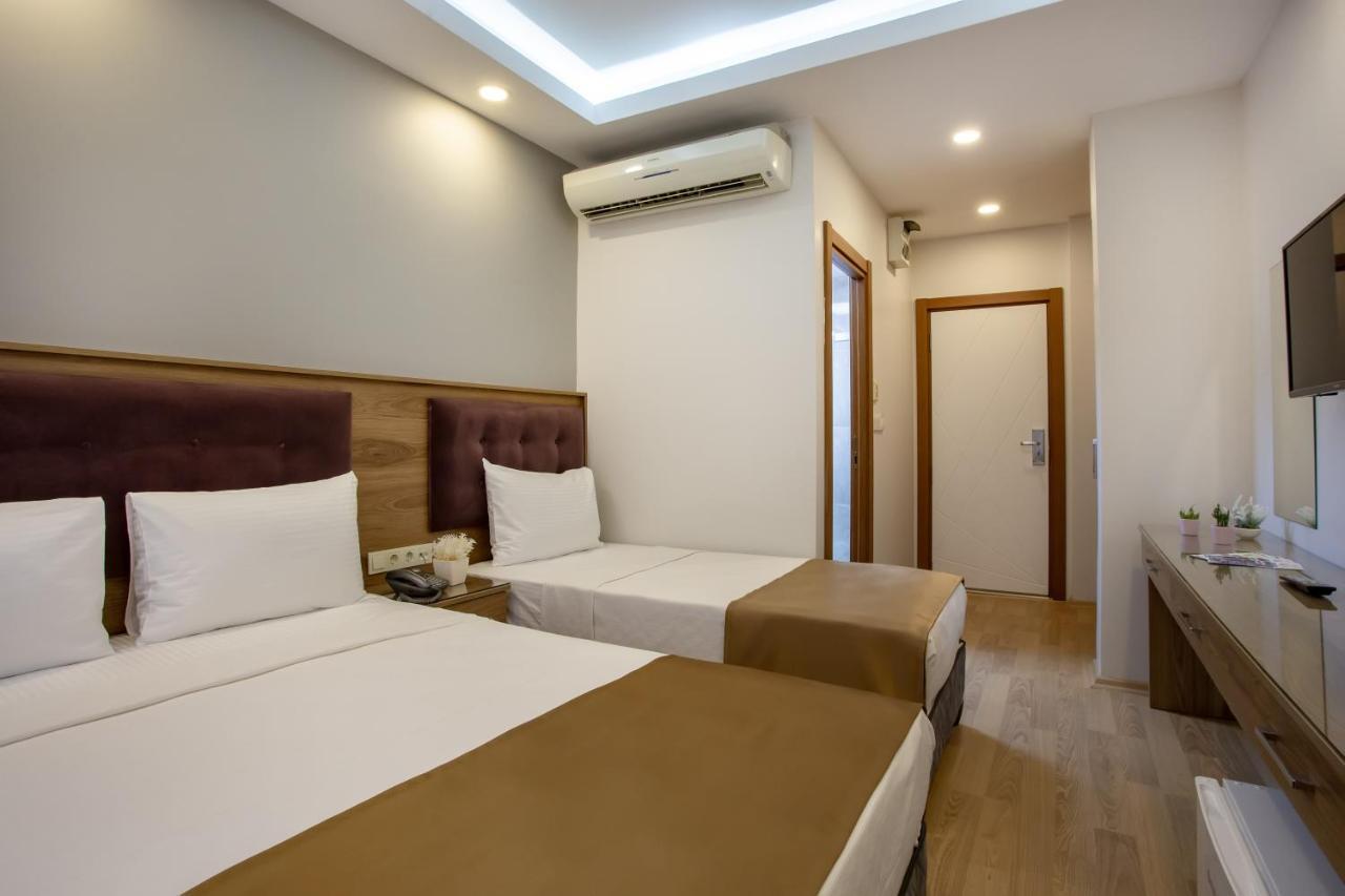 Deluxe Triple Room,936712717:JPEG