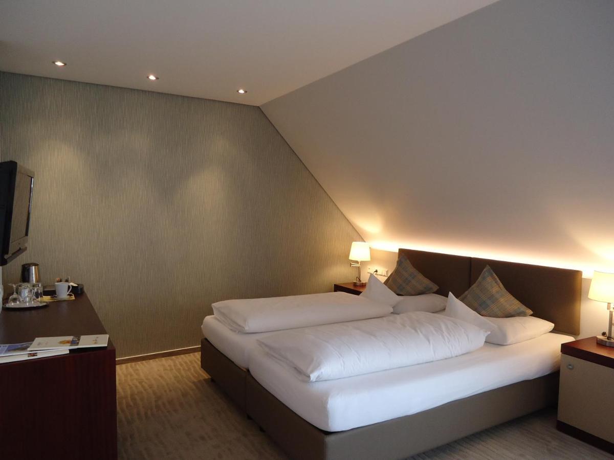 Doppelzimmer mit Seeblick