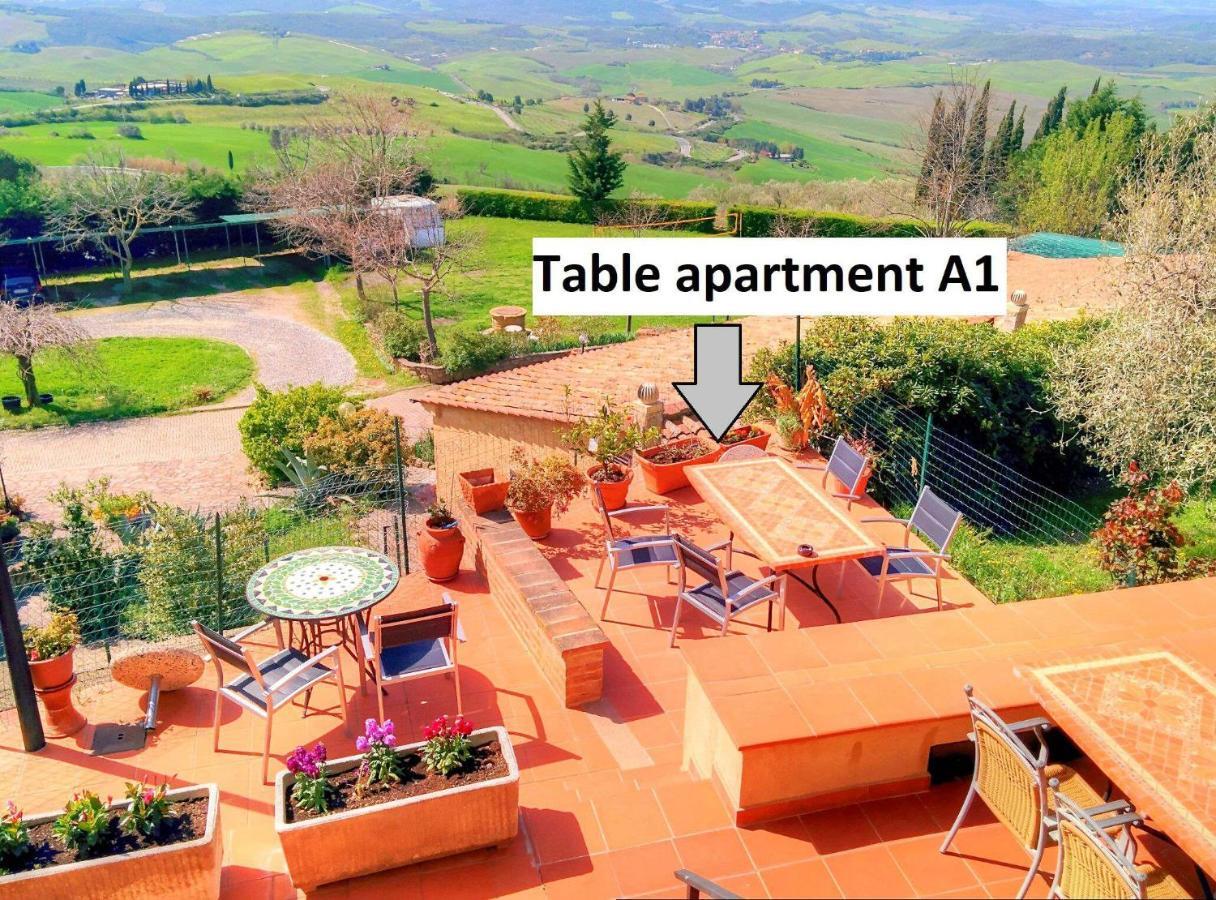 Apartment with Garden View