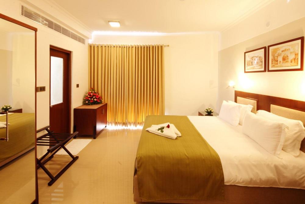 Premium Plus Suite