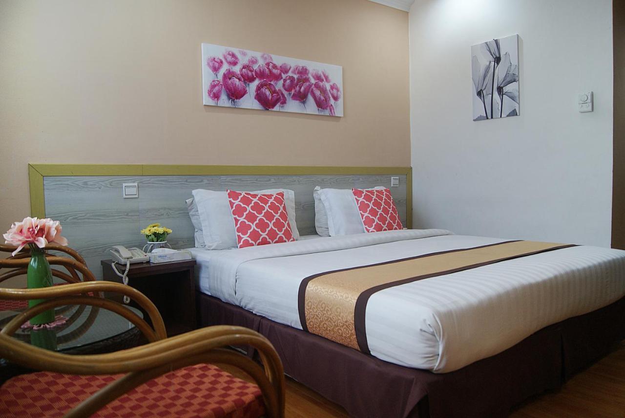 Standard King Room