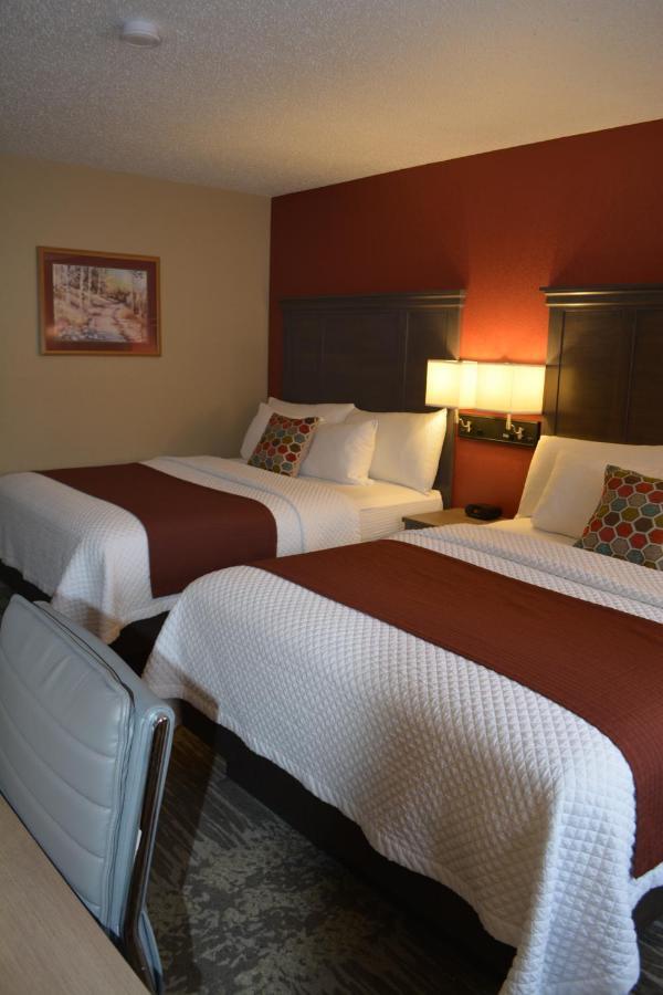 Queen Room with Two Queen Beds - Non-Smoking