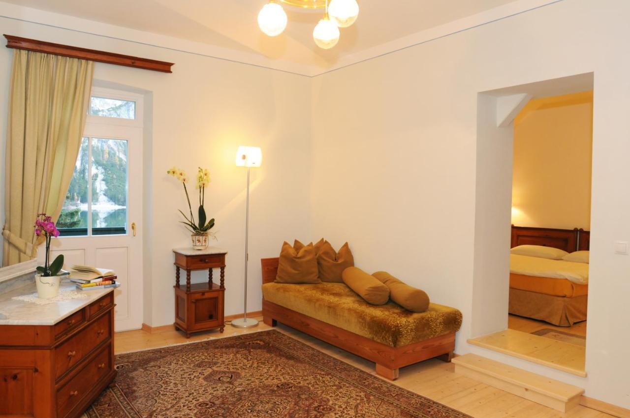 Suite with Lake View