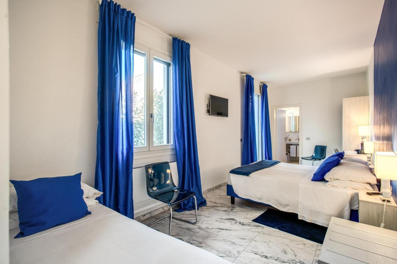 Suite Junior con vistas al jardín
