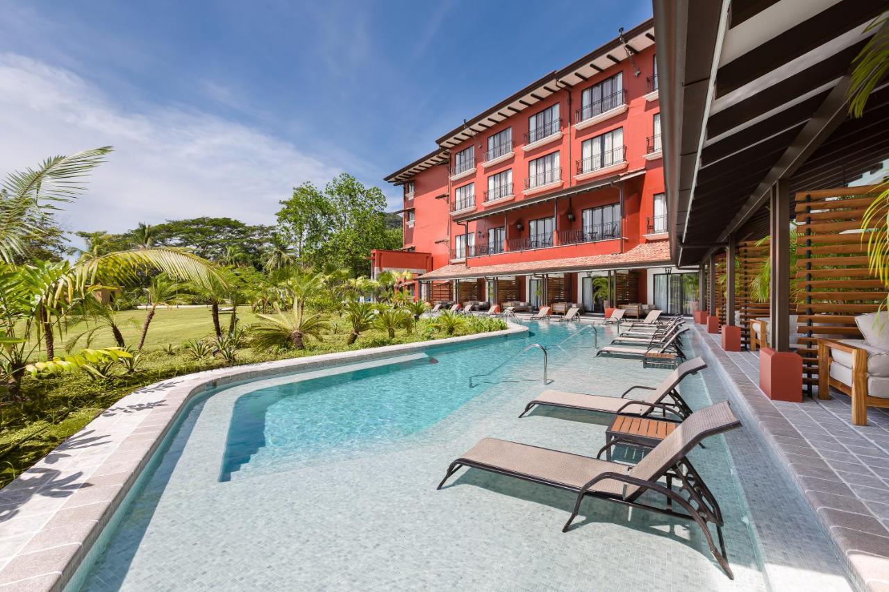 Swim up room, Adults only, Guest room, 2 Double