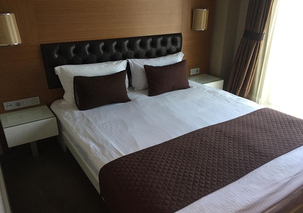 Large Single Room