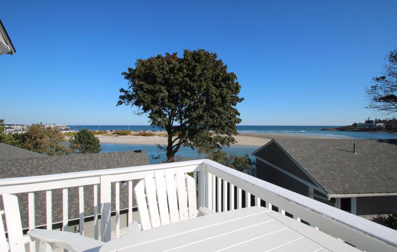 King Suite with Ocean View - Suites Building