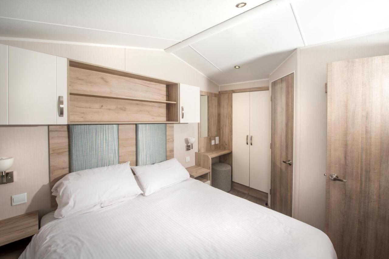2 Bedroom Platinum Caravan