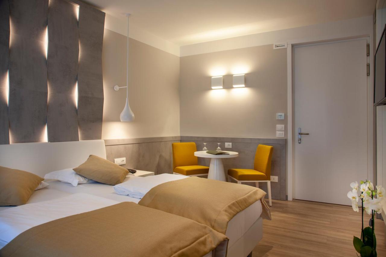 Double or Twin Room with Garden View