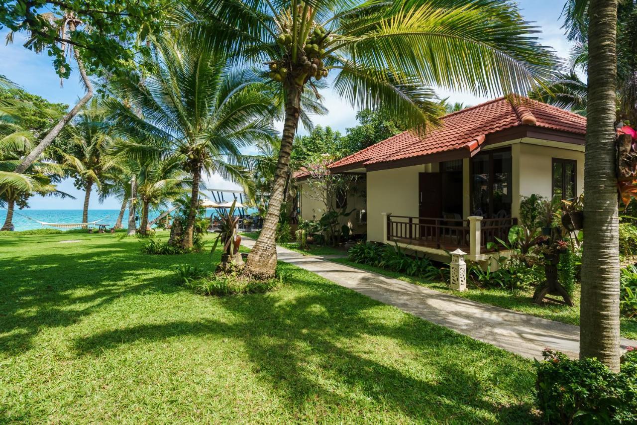 Deluxe One-Bedroom Bungalow