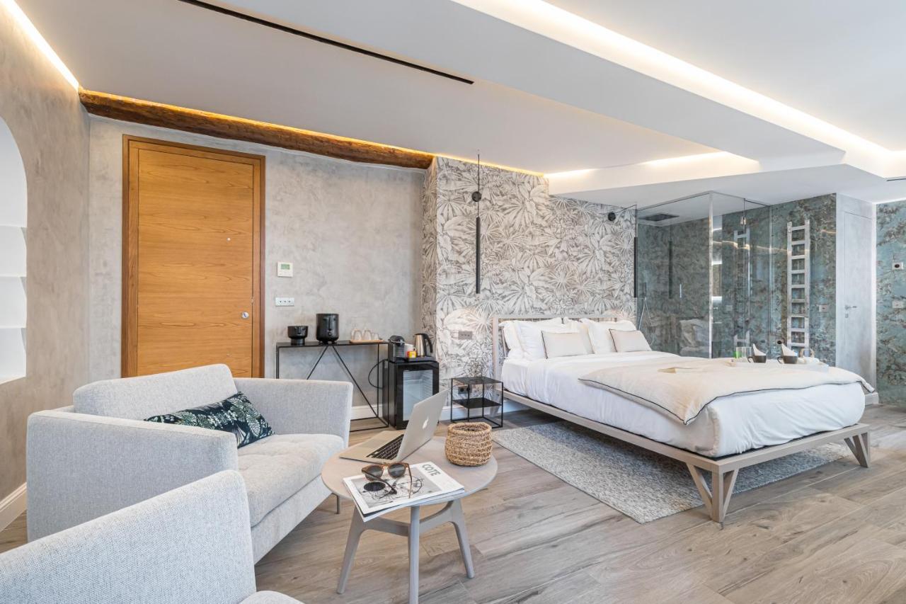 Suite Balcony