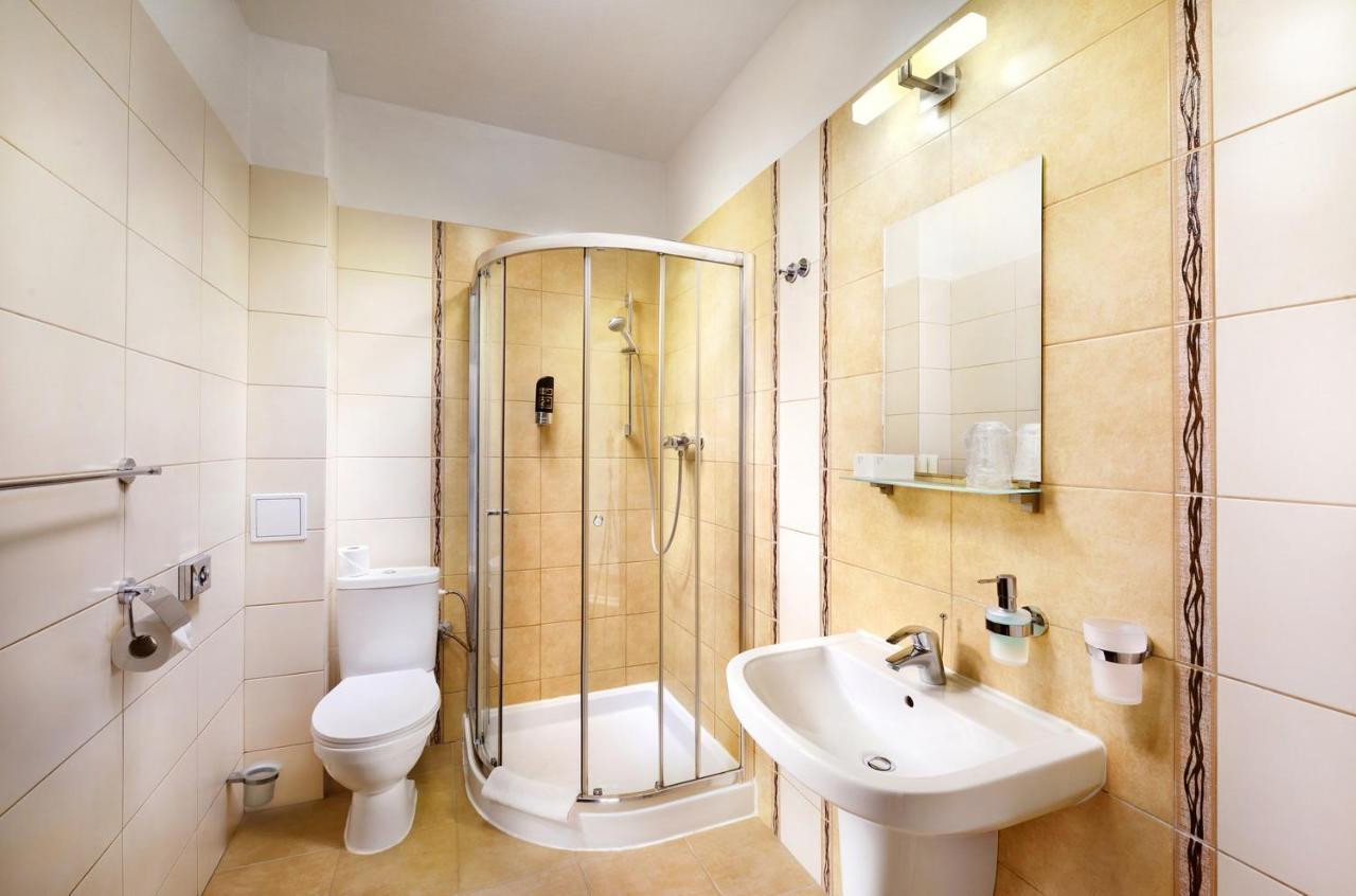 Standard Double Room with Water park View