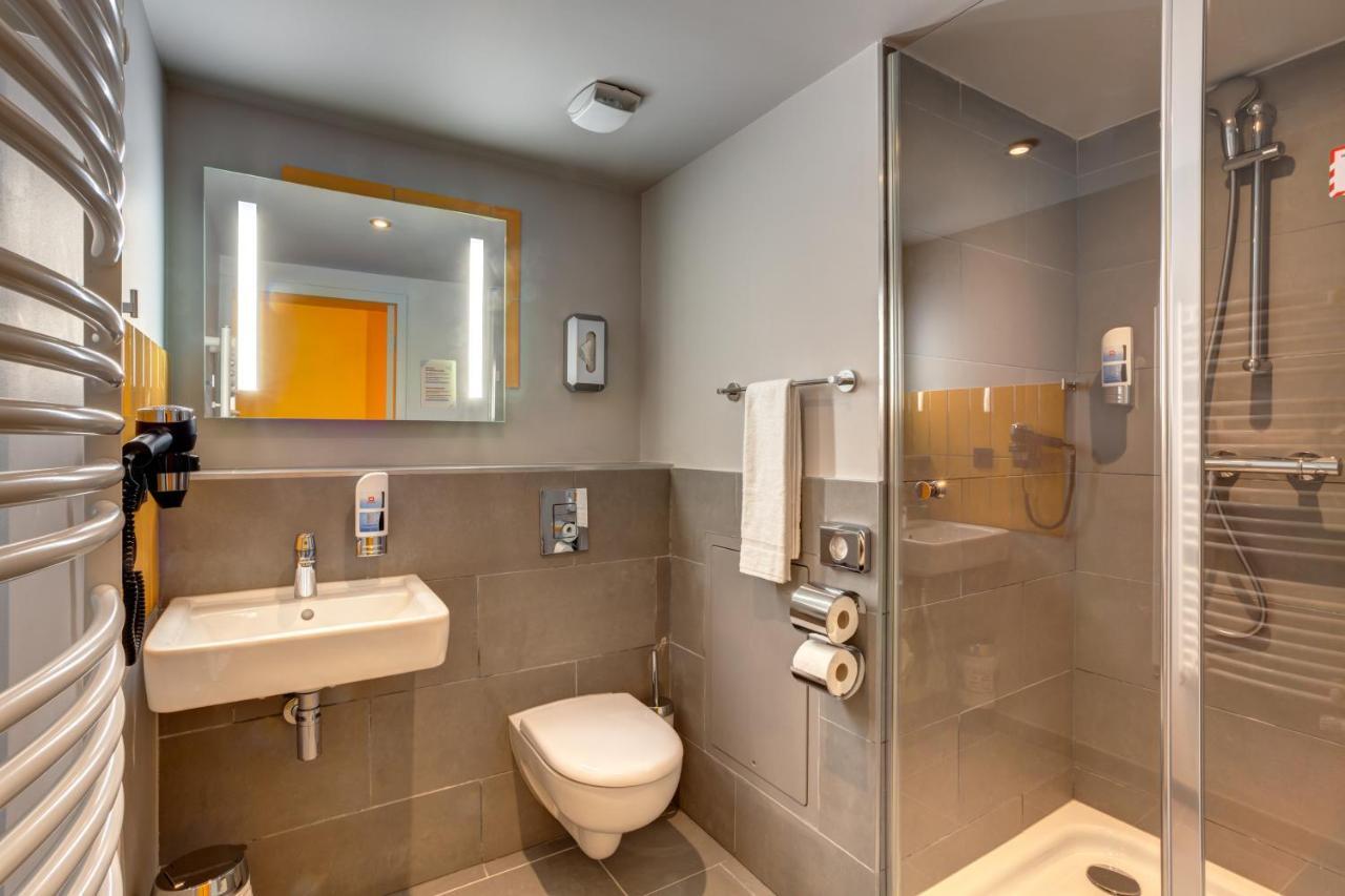 Standard Triple Room,956480314:JPEG