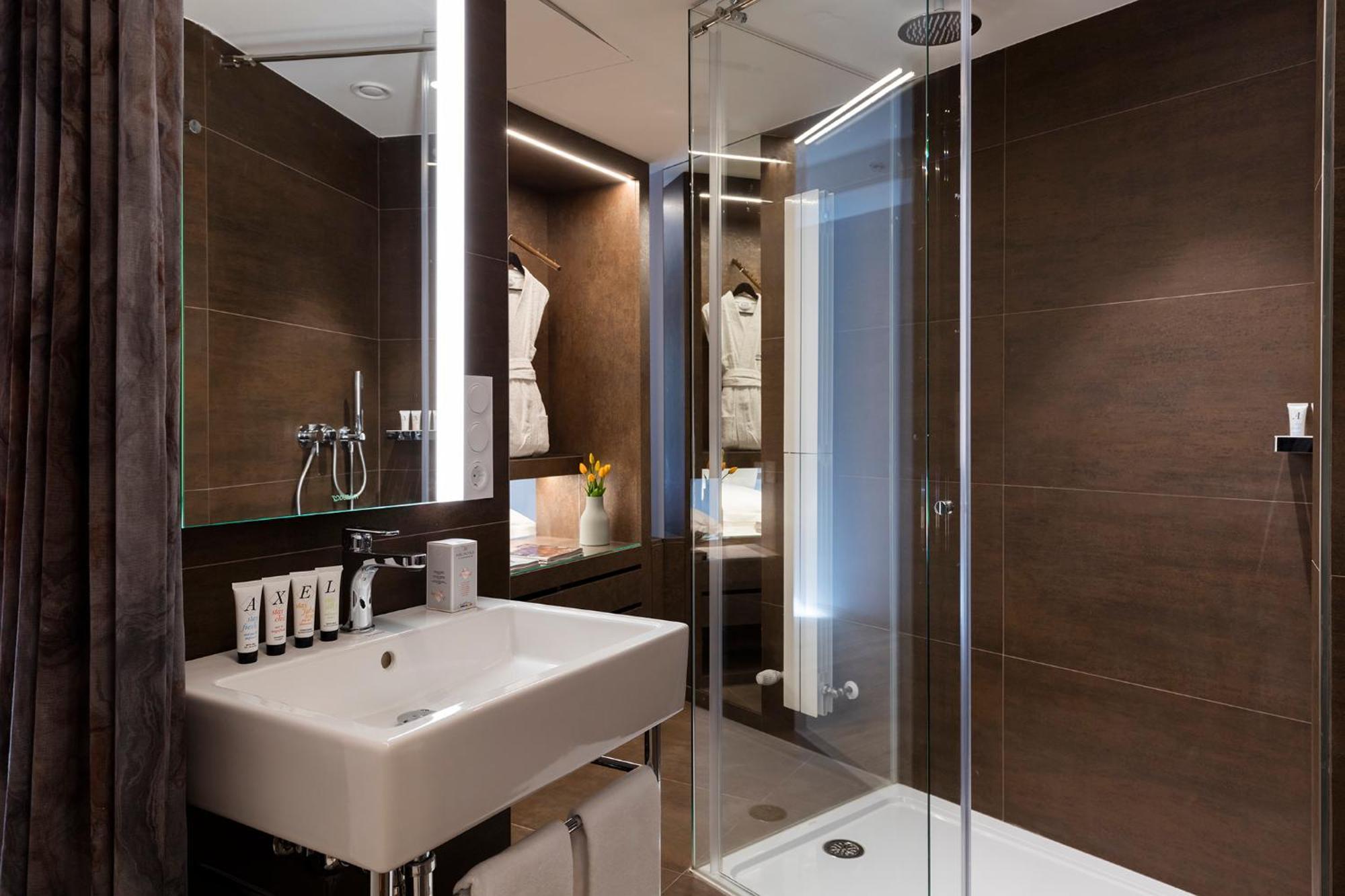 Standard Double Room,955592560:JPEG