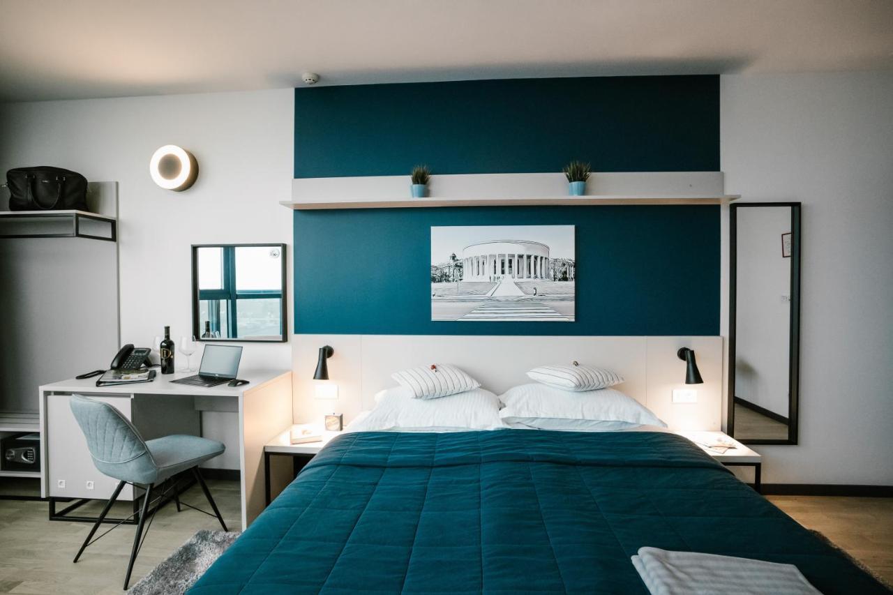 Chambre Double ou Lits Jumeaux - Vue sur Ville