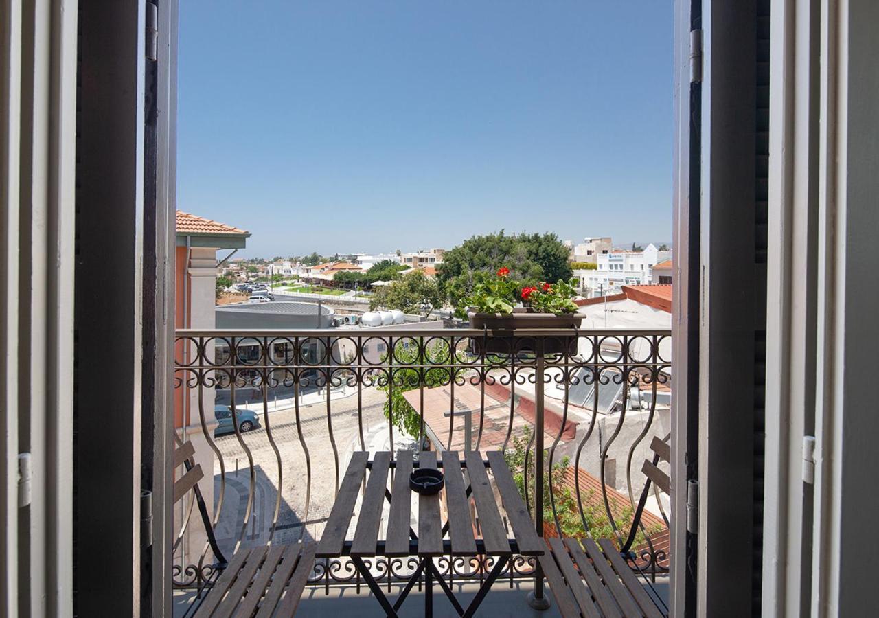 Studio with Balcony