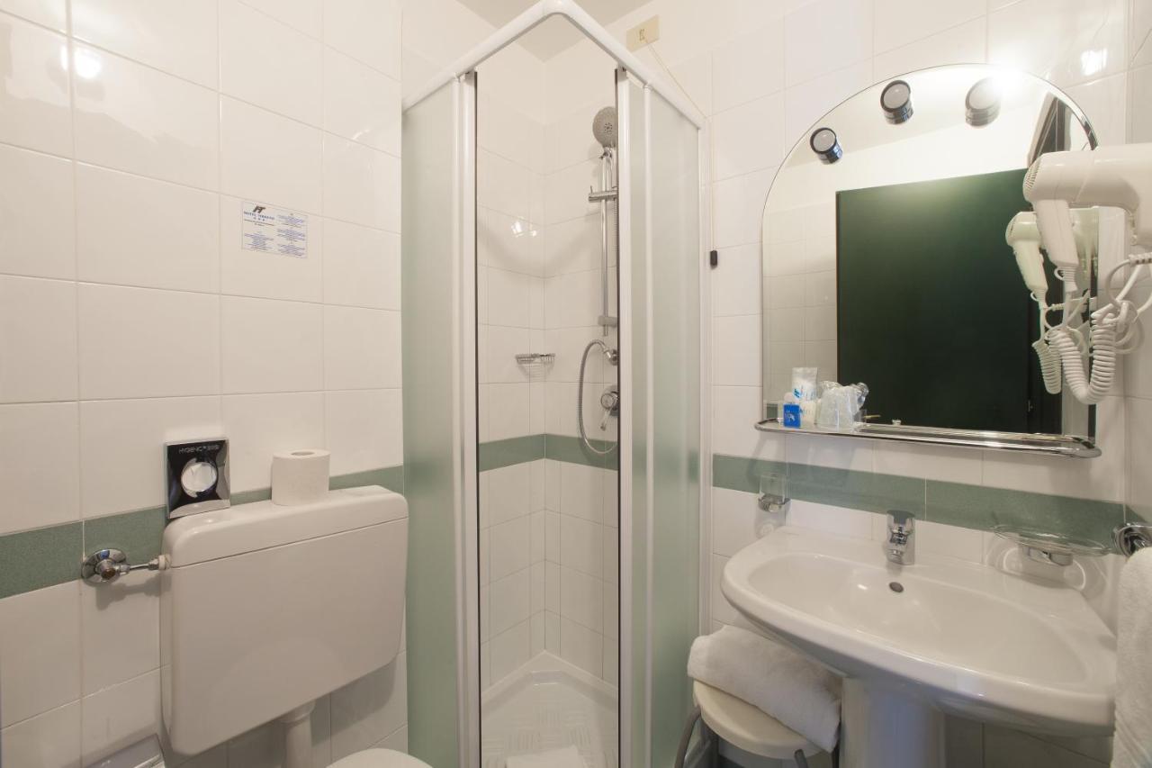 Small Single Room