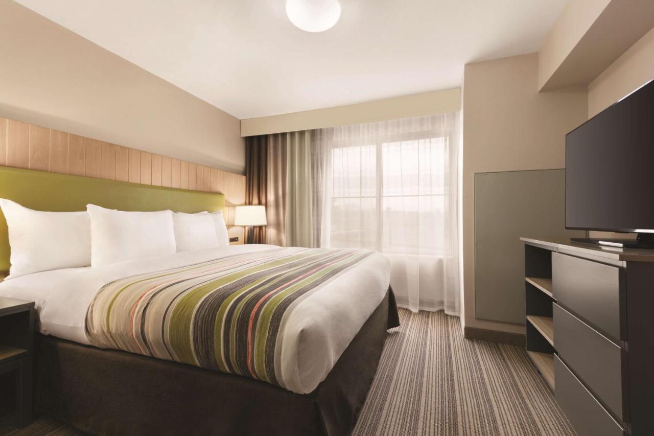King Room - Accessible/Non-Smoking