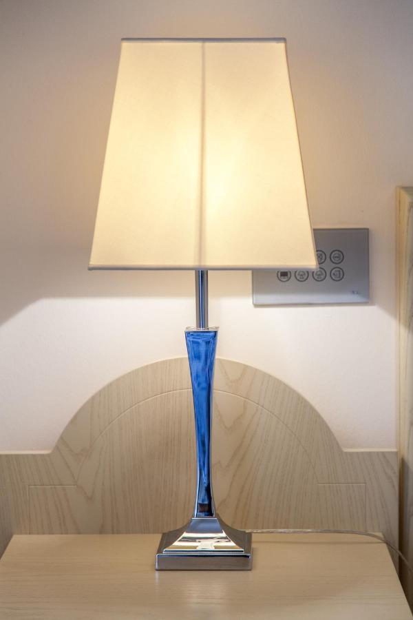Classic Doppel- oder Zweibettzimmer mit Meerblick