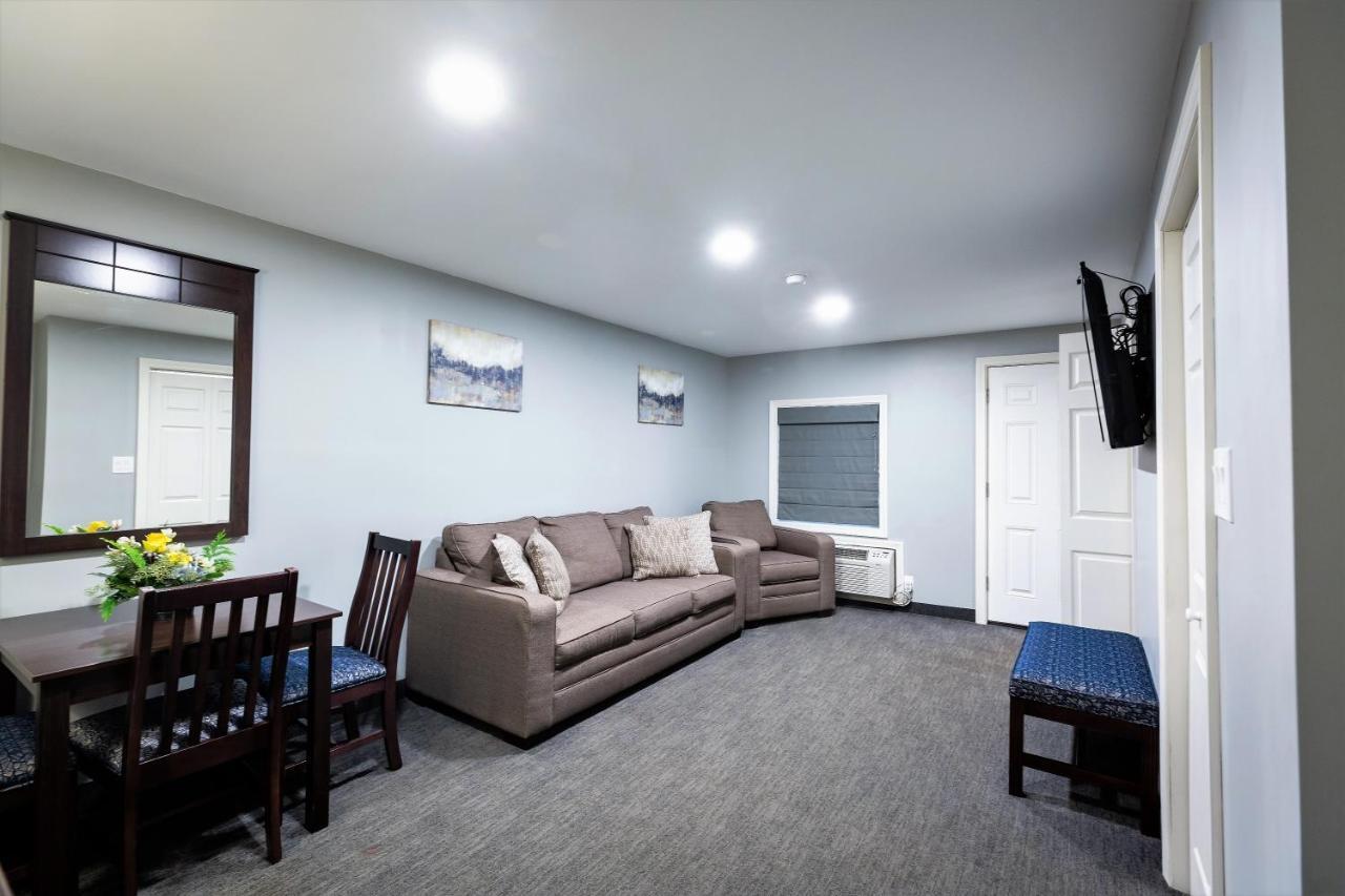 Premier Family Suite