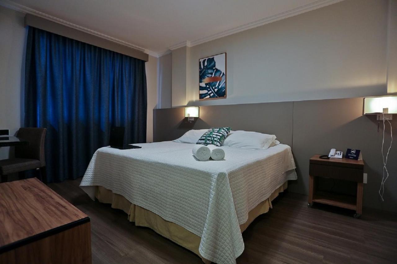 Quarto Superior com Cama de Casal ou 2 de Solteiro