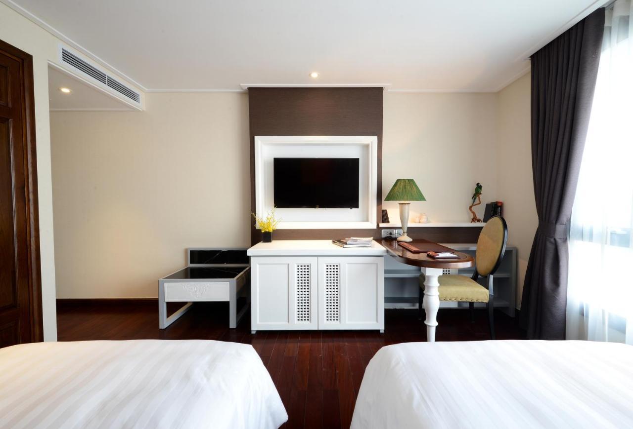 Superior Plus Double or Twin room,1261561144:JPEG