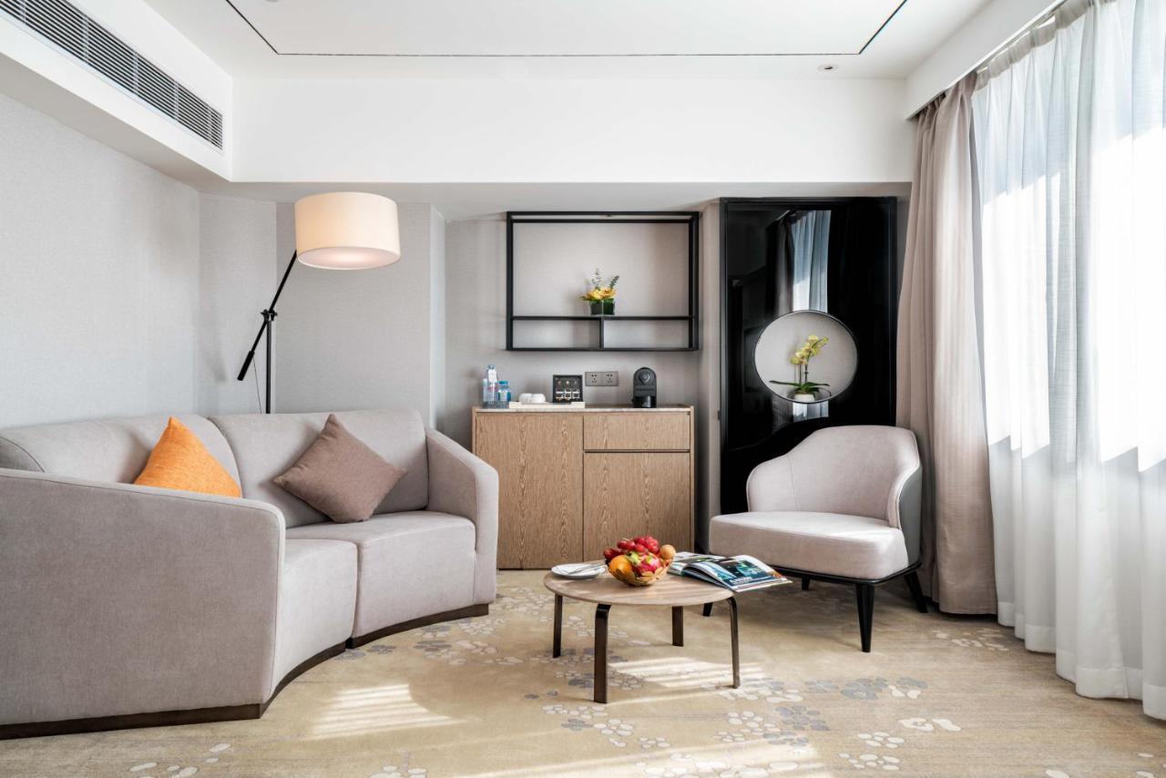 Premier Twin Bed Room