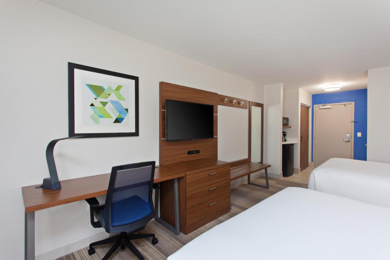 Habitación Doble Estándar con 2 camas grandes