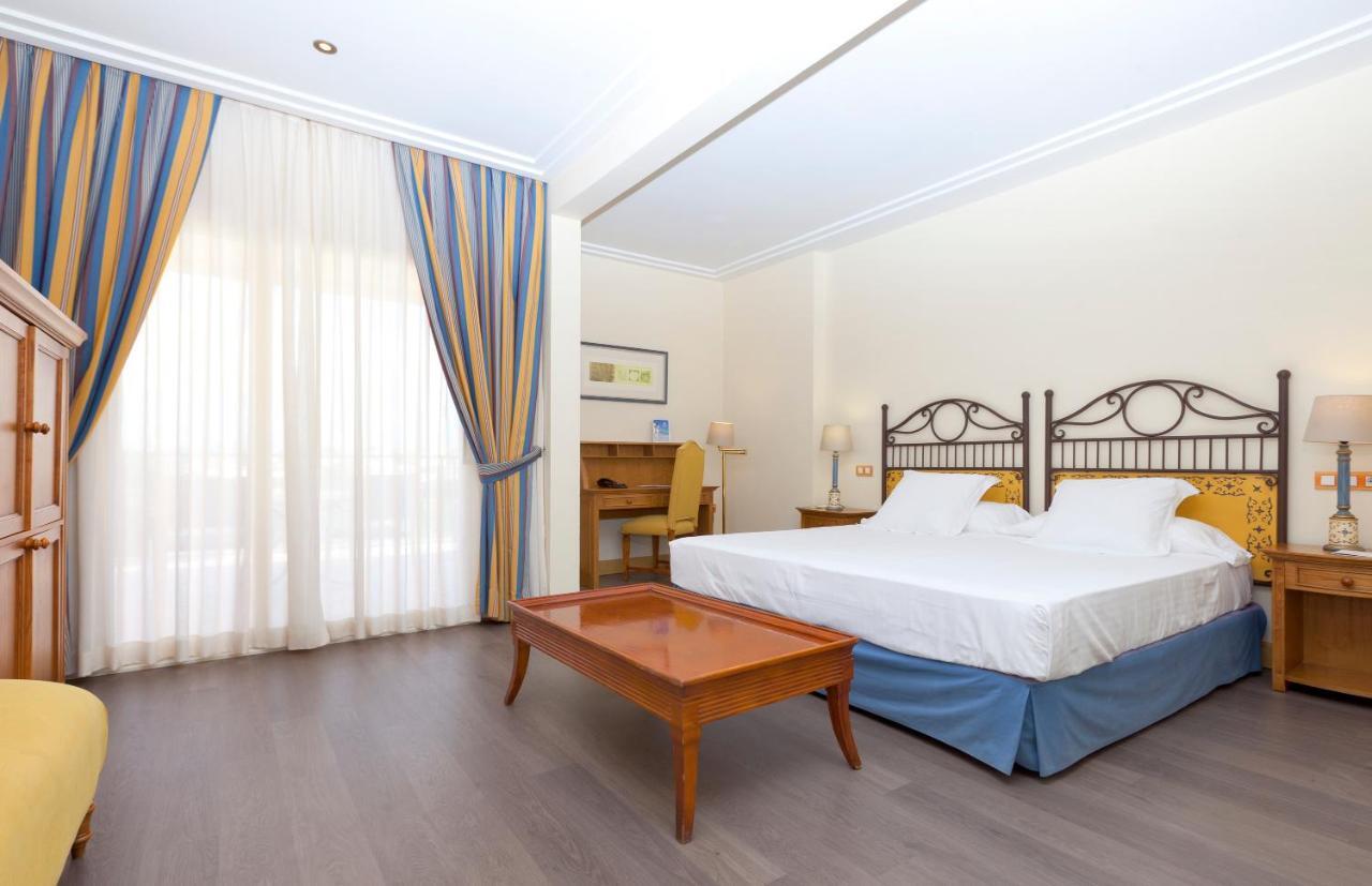 Deluxe Twin or Double Room