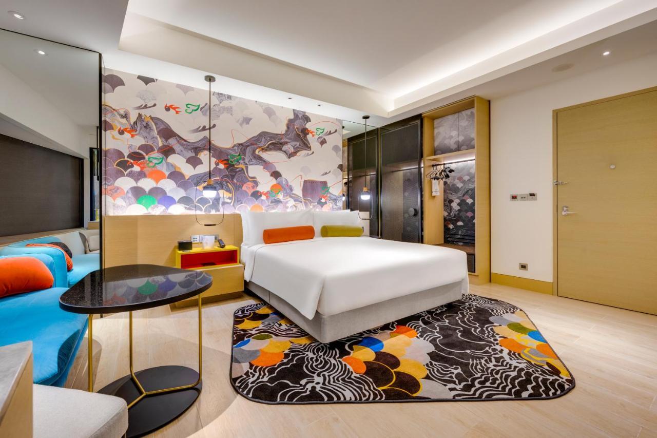 Premium King Room