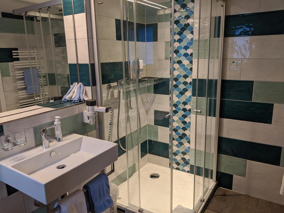 Superior Double Room Balcony Mountain View