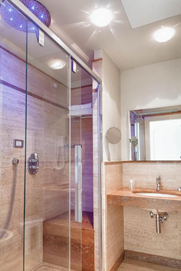 Superior Double or Twin Room with Sea View