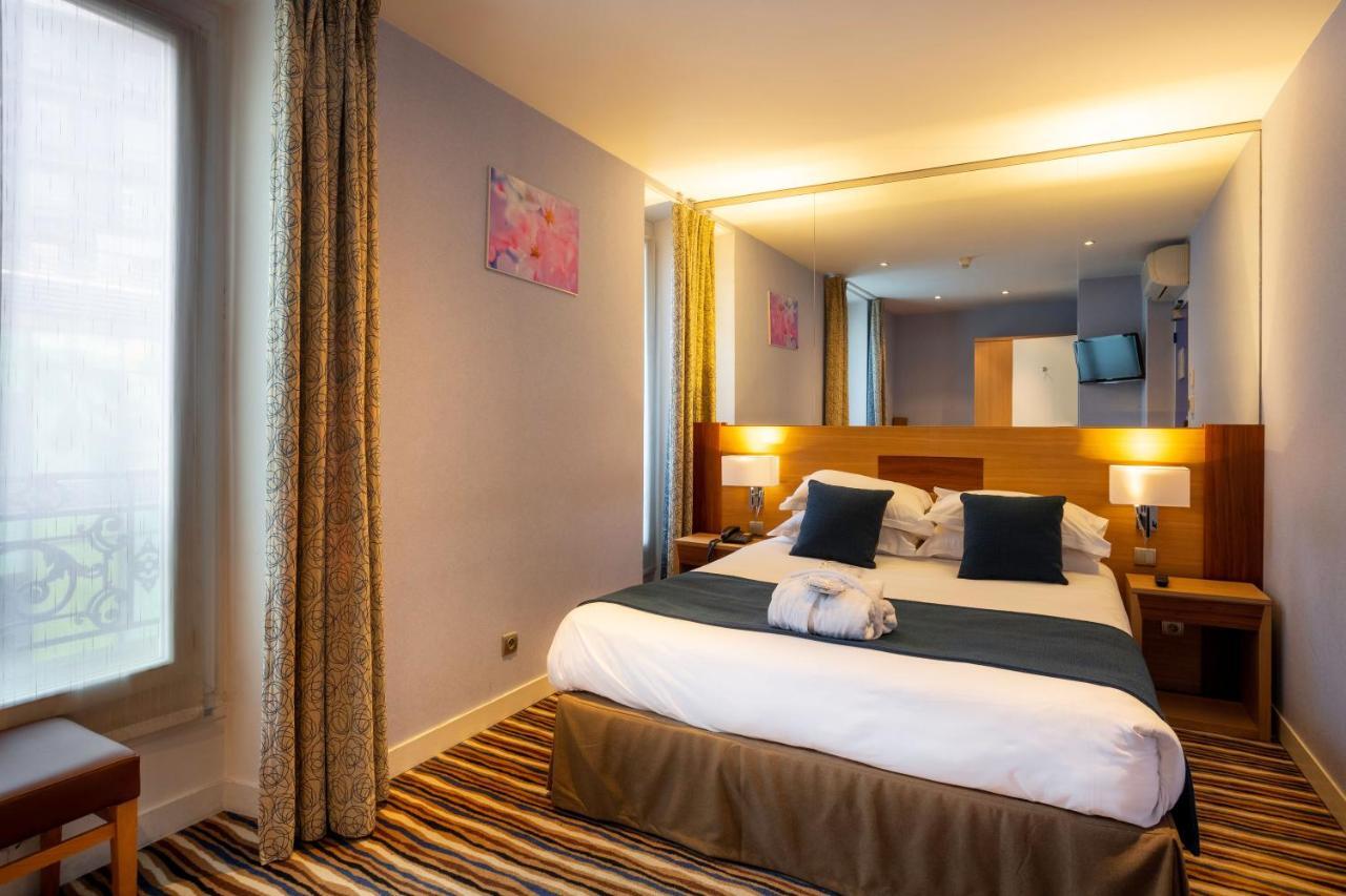 Classic Double or Twin Room Bottle of Champagne