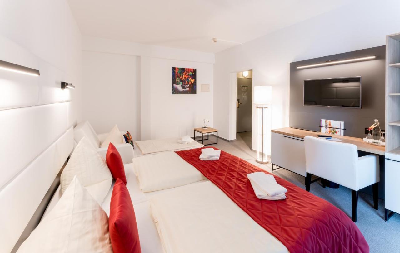 Triple Room with Shower