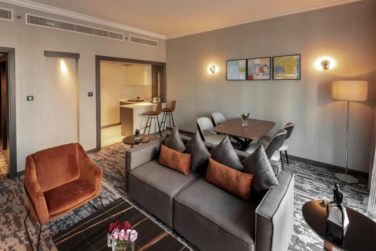 Two-Bedroom Suite Creekside