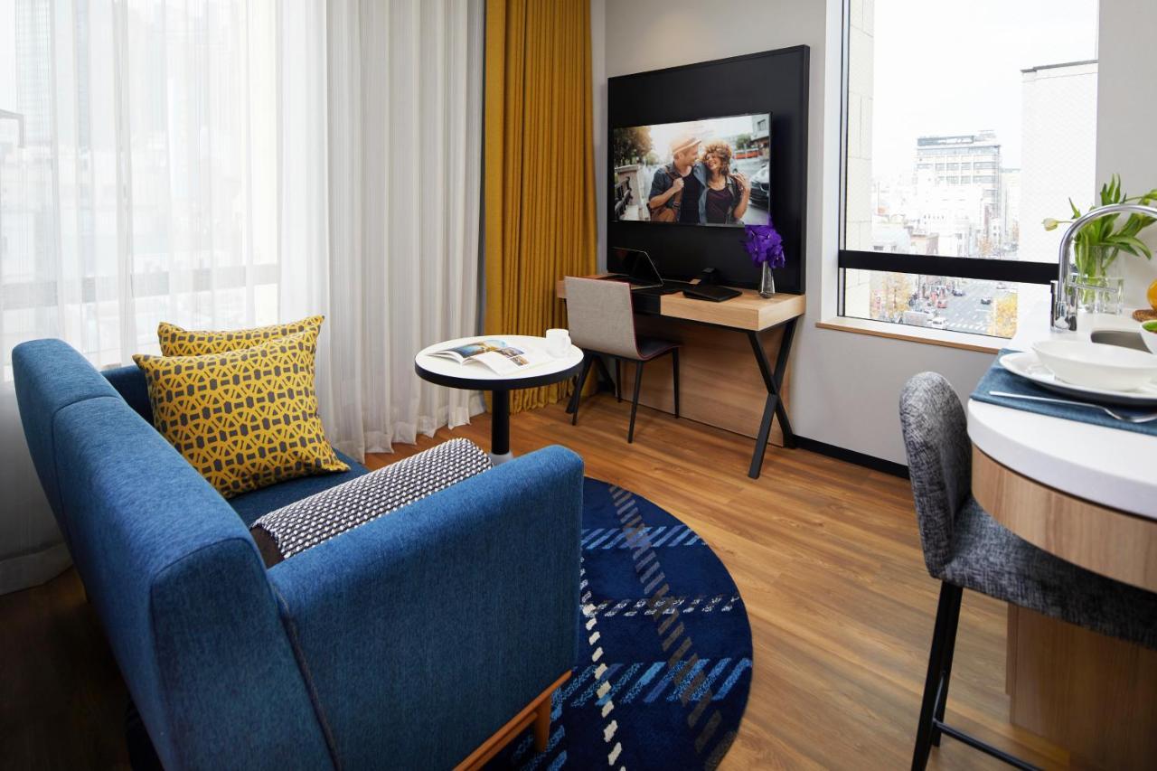 One-Bedroom Double,1284779677:JPEG