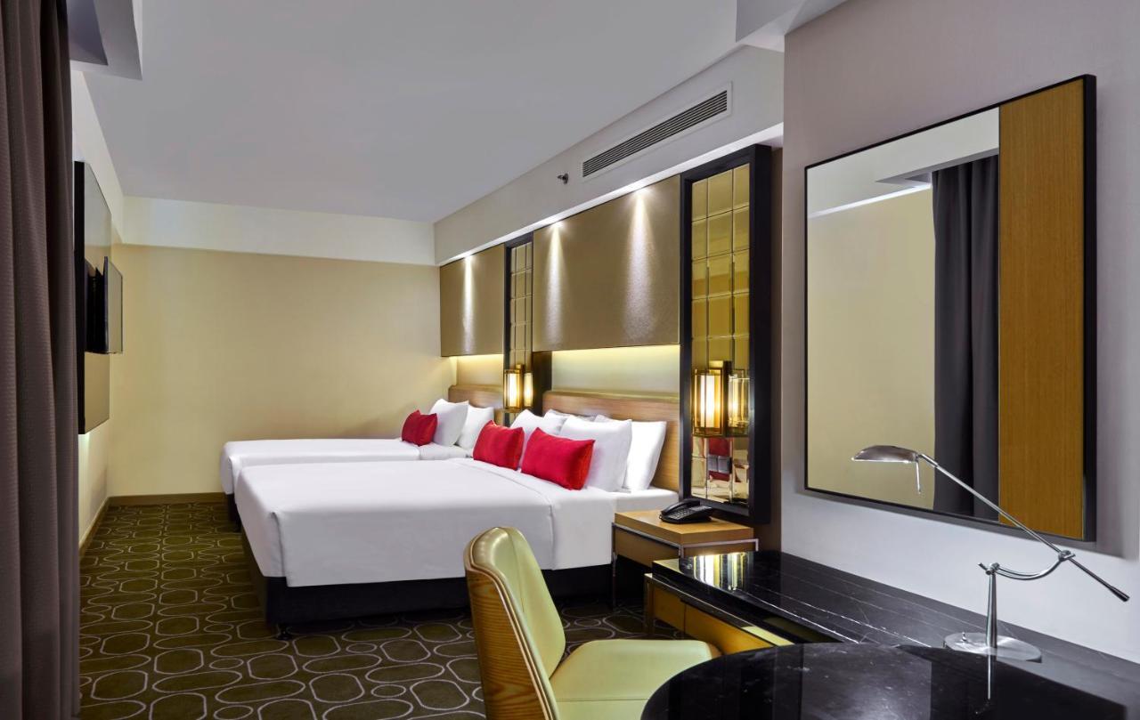 Executive King Suite - Non-Smoking