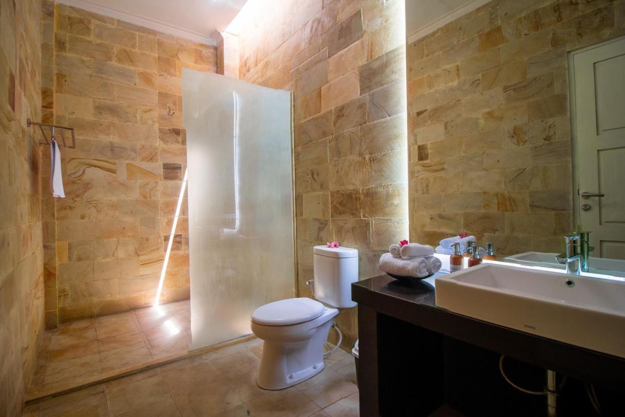 Deluxe Double with Pool Access