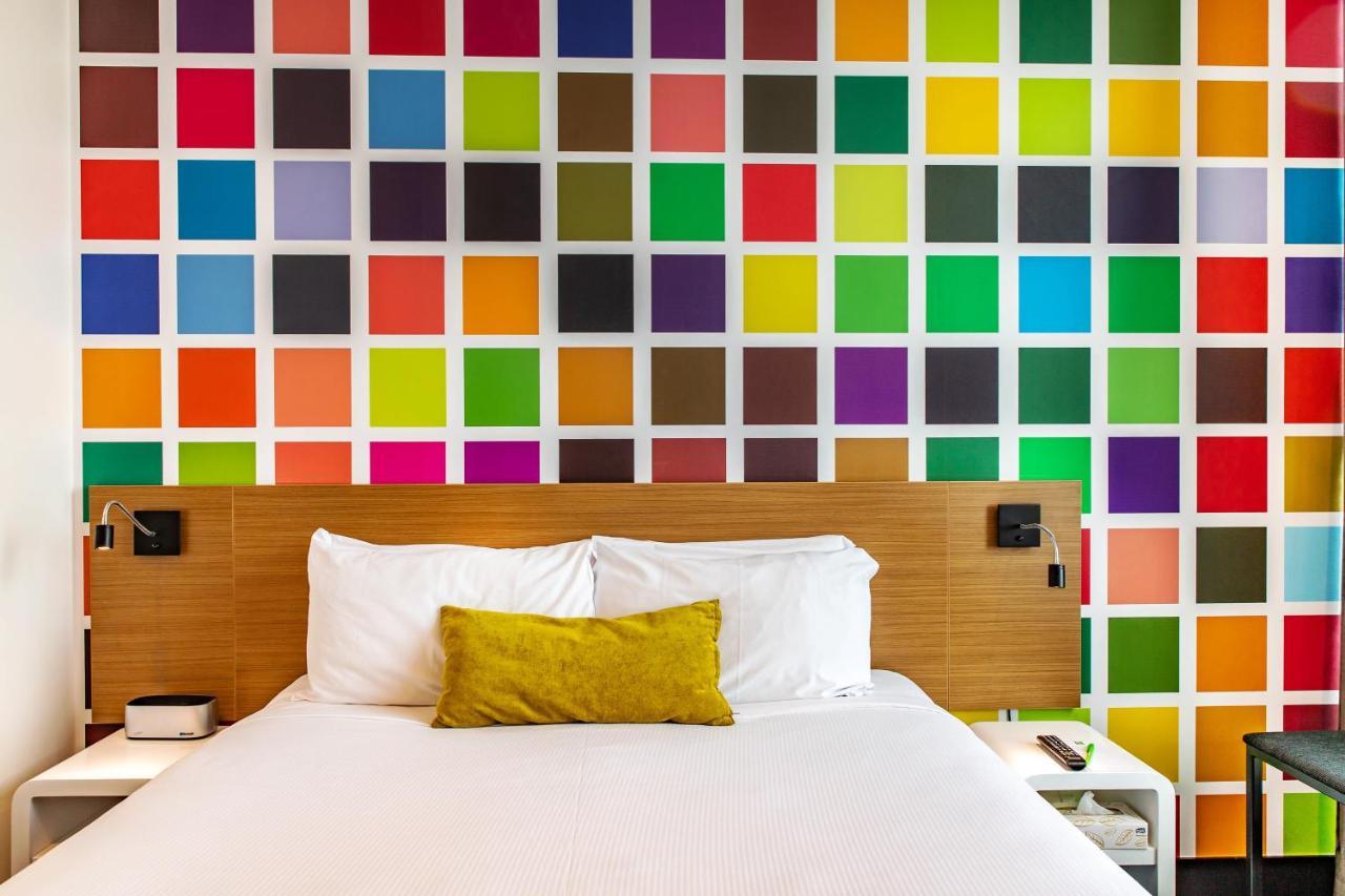 Superior Kamer met Queensize Bed en Uitzicht op de Rivier