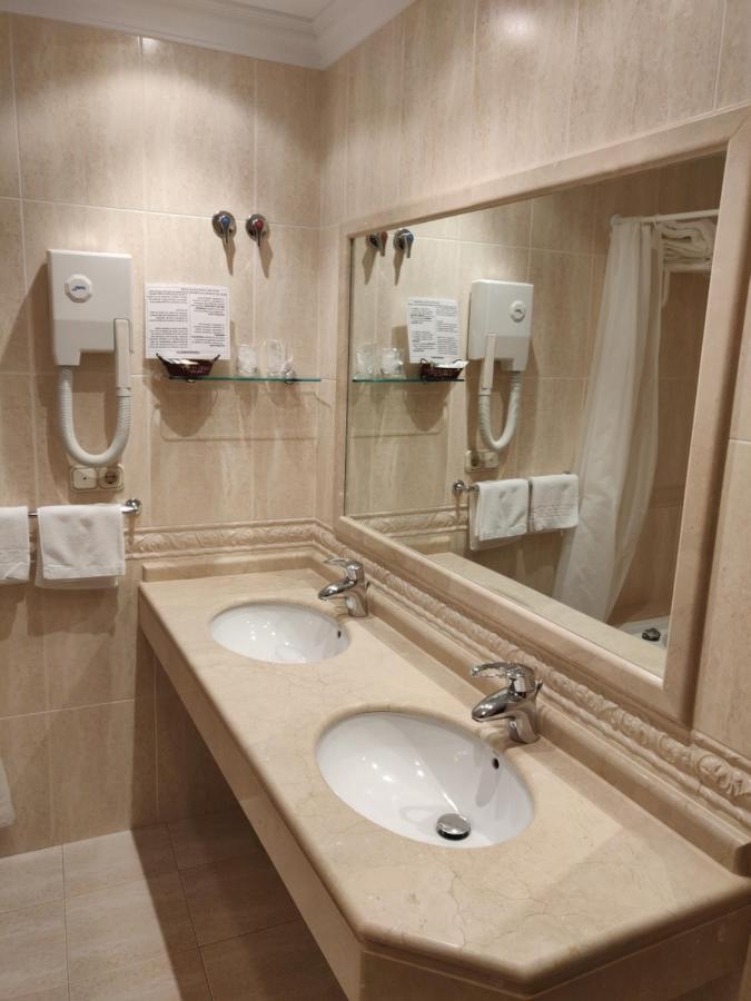 Double Room with Spa Bath