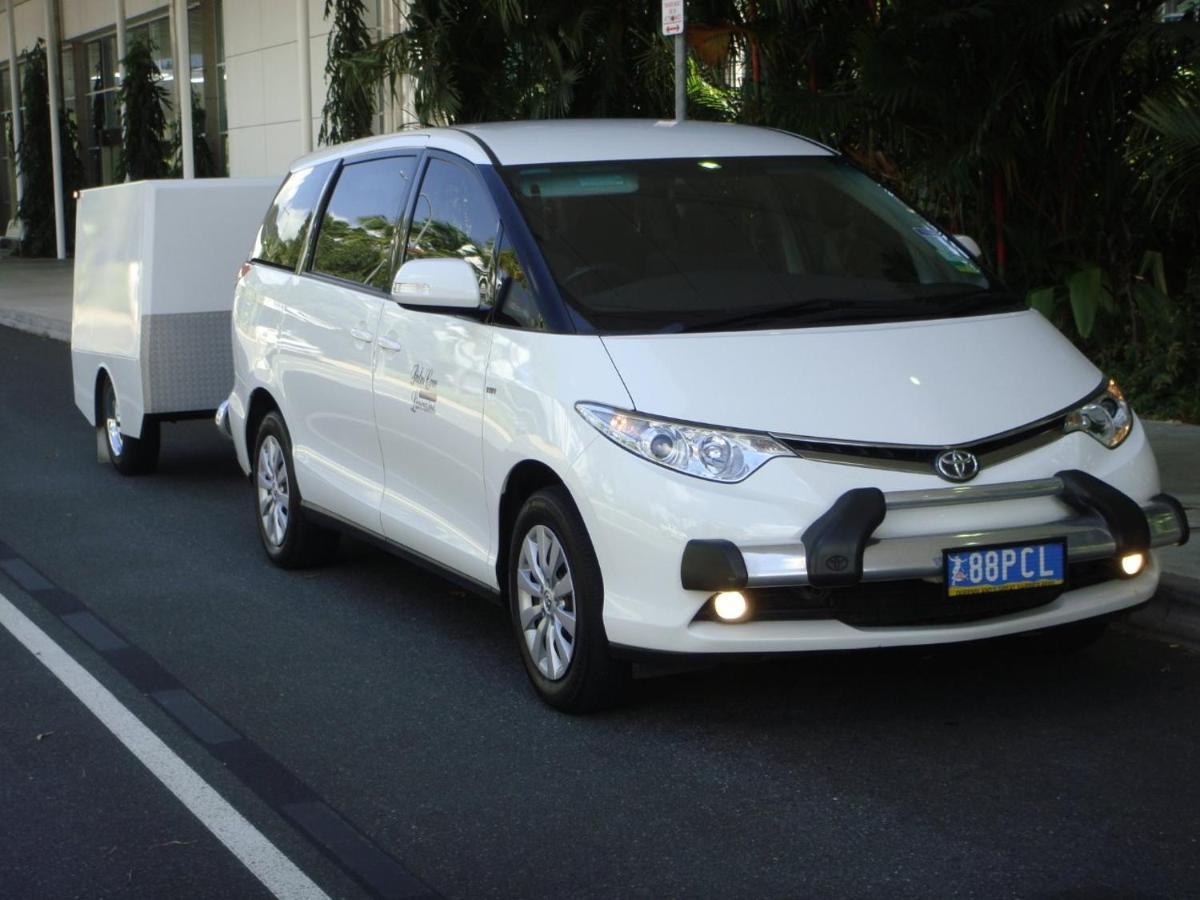 Standard One-Bedroom Apartment with Free Car Rental & Free Airport Transfers