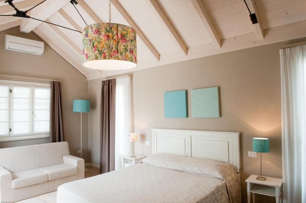 One-Bedroom Cottage