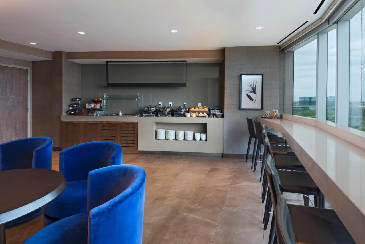 Presidential Suite, Club lounge access, Presidential Suite