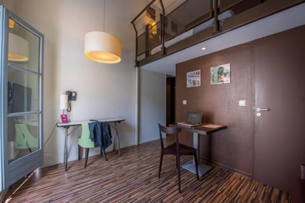 Studio Mezzanine