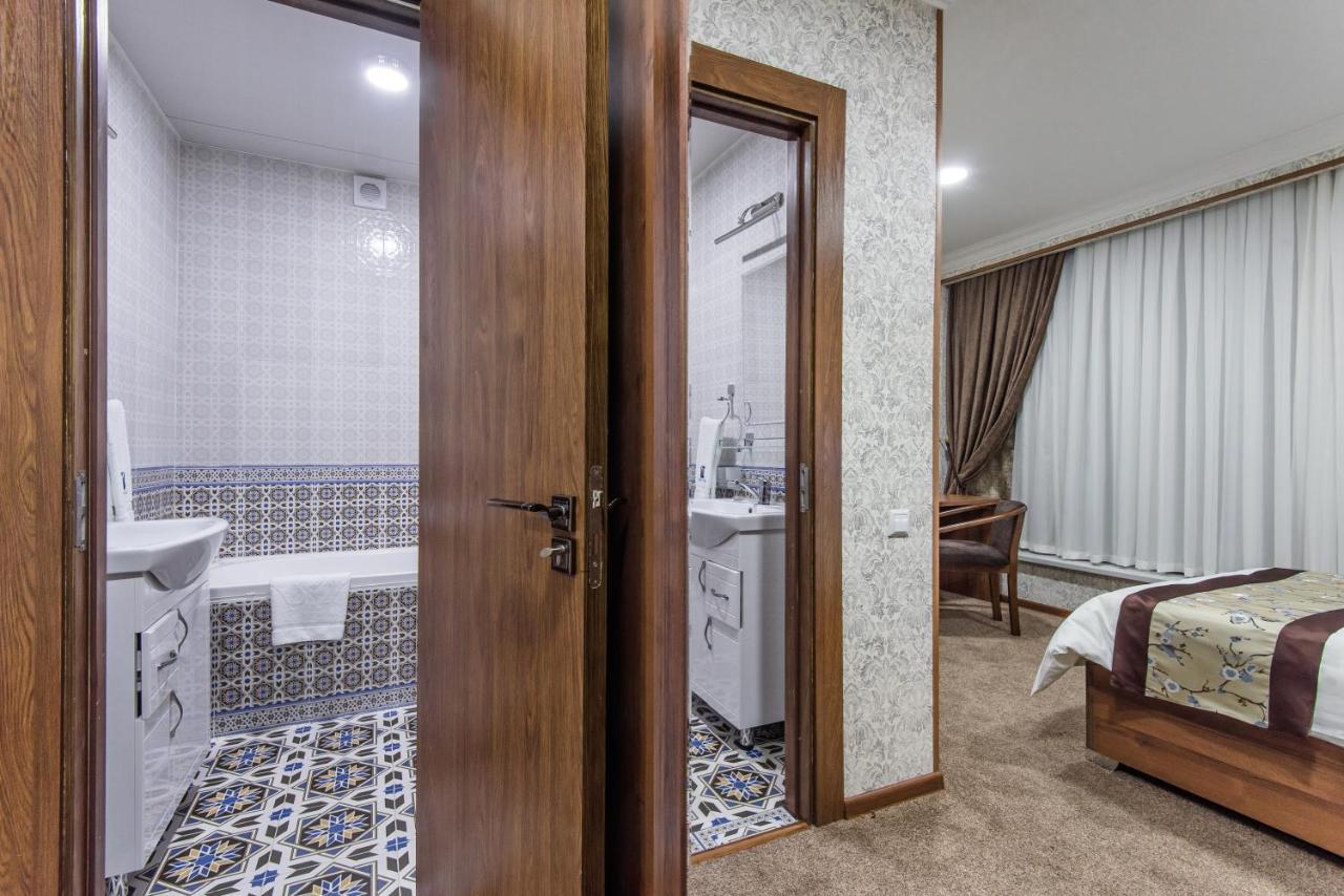 Single Room with Bathroom